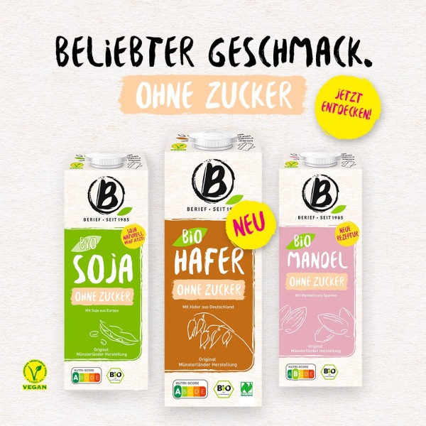 Beliebter Geschmack ohne Zucker Soja-, Hafer- und Mandelgetränkkartons auf weißem Hintergrund